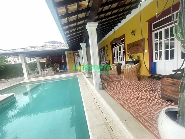 Casa com 759m² 5 quartos e 9 banheiros, à venda ou para alugar, no bairro Urbanova em São José dos Campos
