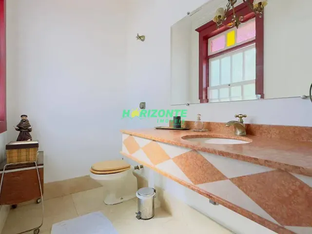 Casa com 759m² 5 quartos e 9 banheiros, à venda ou para alugar, no bairro Urbanova em São José dos Campos