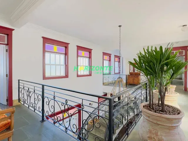 Casa com 759m² 5 quartos e 9 banheiros, à venda ou para alugar, no bairro Urbanova em São José dos Campos