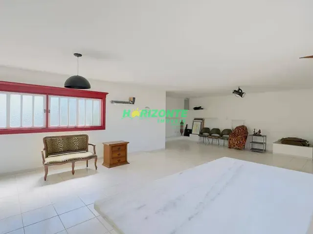 Casa com 759m² 5 quartos e 9 banheiros, à venda ou para alugar, no bairro Urbanova em São José dos Campos