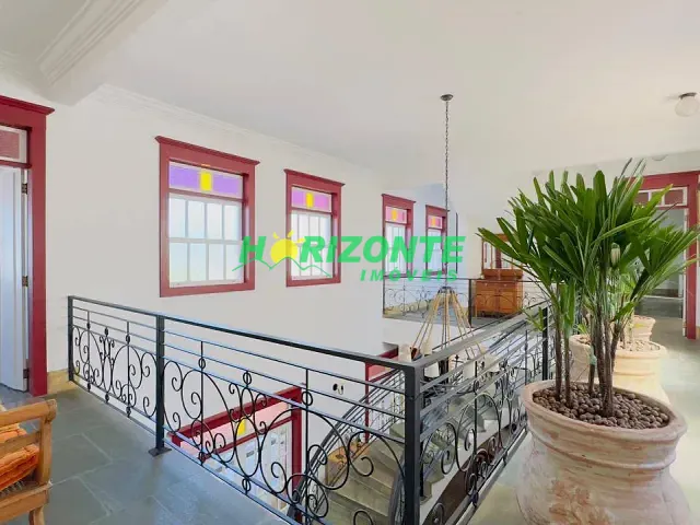 Casa com 759m² 5 quartos e 9 banheiros, à venda ou para alugar, no bairro Urbanova em São José dos Campos