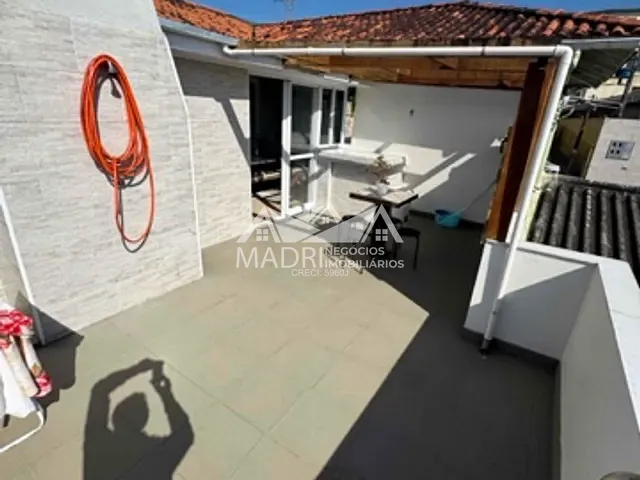 Casa com 3m² 5 quartos e 3 banheiros, à venda, no bairro São Sebastião em Palhoça
