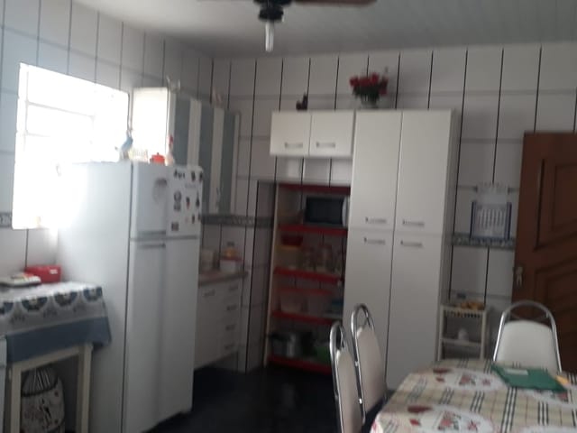 Casa com 340m², à venda, no bairro Centro em Aparecida