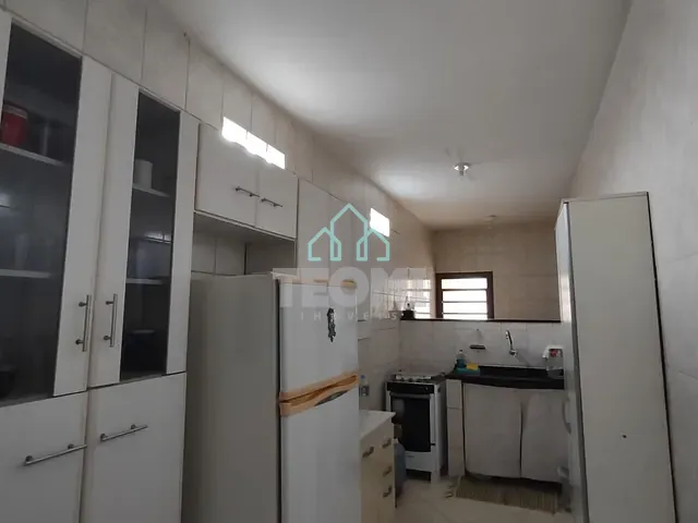 Casa com 188m² 2 quartos e 1 banheiro, à venda, no bairro Parque Santo Antônio em Taubaté