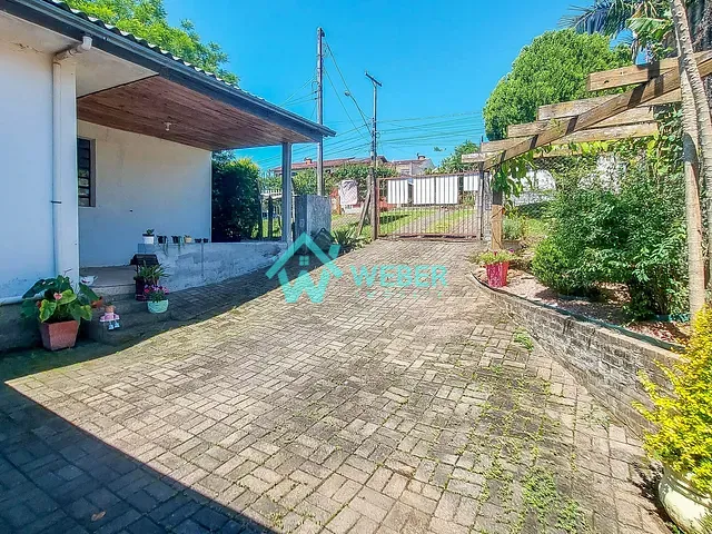 Casa 5 quartos e 4 banheiros, à venda, no bairro Guarani em Novo Hamburgo