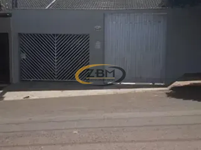 Casa 3 quartos e 2 banheiros, à venda, no bairro Jardim ltaparica em Londrina