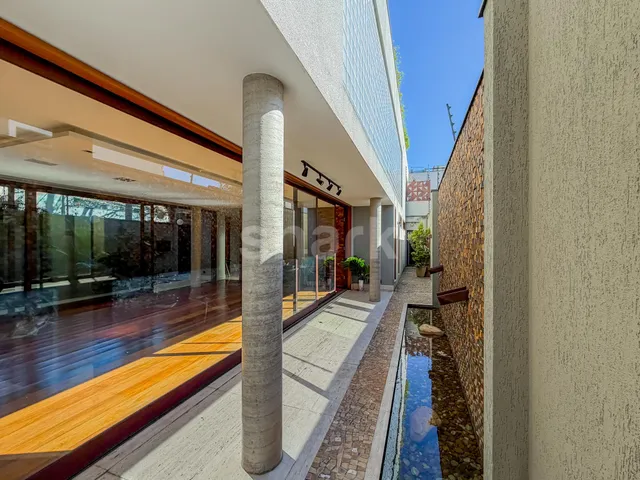 Casa com 396m² 3 quartos e 5 banheiros, à venda ou para alugar, no bairro Vila Nova Conceição em São Paulo