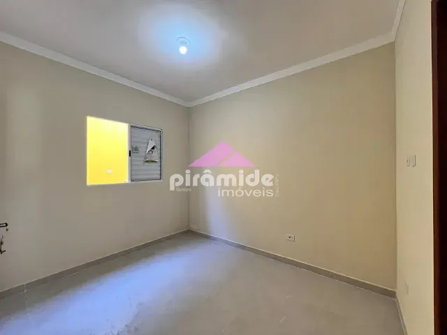 Casa com 140m² 3 quartos e 2 banheiros, à venda, no bairro Jardim Santa Júlia em São José dos Campos