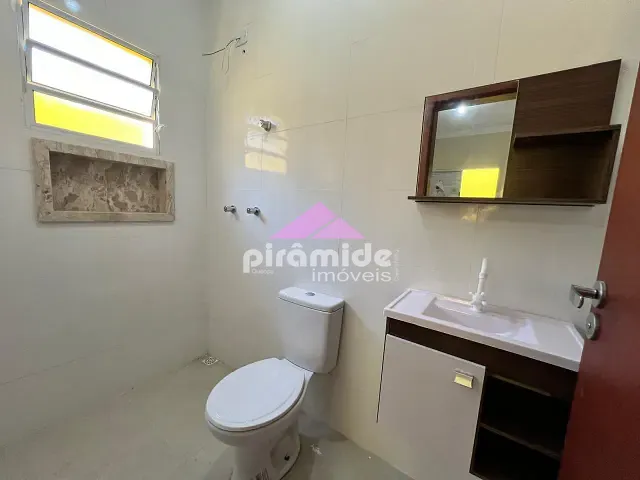 Casa com 140m² 3 quartos e 2 banheiros, à venda, no bairro Jardim Santa Júlia em São José dos Campos