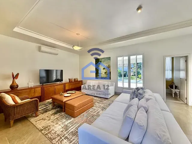 Casa com 460m² 3 quartos e 3 banheiros, à venda, no bairro Massaguaçu em Caraguatatuba