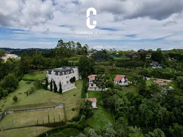 Casa com 1297m² 4 quartos e 6 banheiros, à venda, no bairro Vila Inglesa em Campos Do Jordão