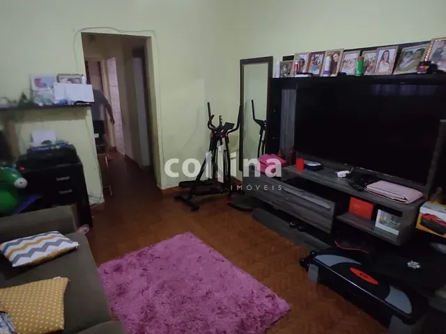 Casa 2 quartos e 2 banheiros, à venda, no bairro Vila Santa Lúcia em Carapicuíba