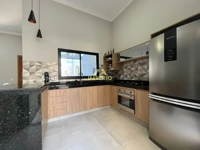 Casa com 175m² 3 quartos e 2 banheiros, à venda, no bairro Village Moutonnée em Salto