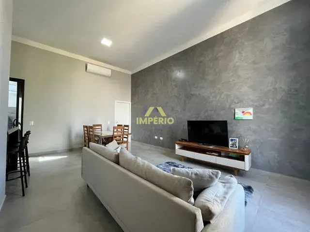 Casa com 175m² 3 quartos e 2 banheiros, à venda, no bairro Village Moutonnée em Salto