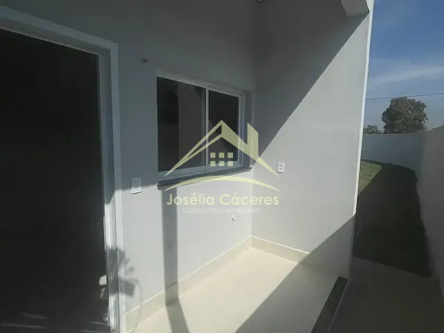 Casa com 243m² 3 quartos e 2 banheiros, à venda, no bairro Parque Residencial Tropical Ville em Cuiabá