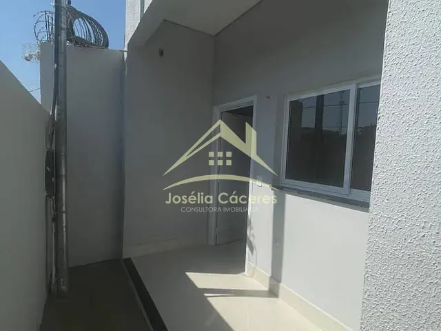 Casa com 243m² 3 quartos e 2 banheiros, à venda, no bairro Parque Residencial Tropical Ville em Cuiabá