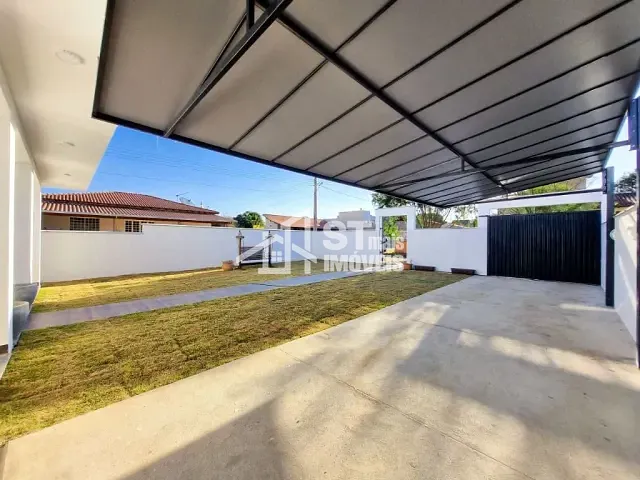 Casa com 300m² 2 quartos e 1 banheiro, à venda, no bairro Clube UVA em Andradas
