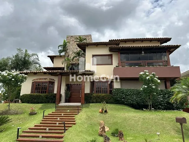 Casa com 1200m² 4 quartos e 5 banheiros, para alugar, no bairro Residencial Alphaville Flamboyant em Goiânia