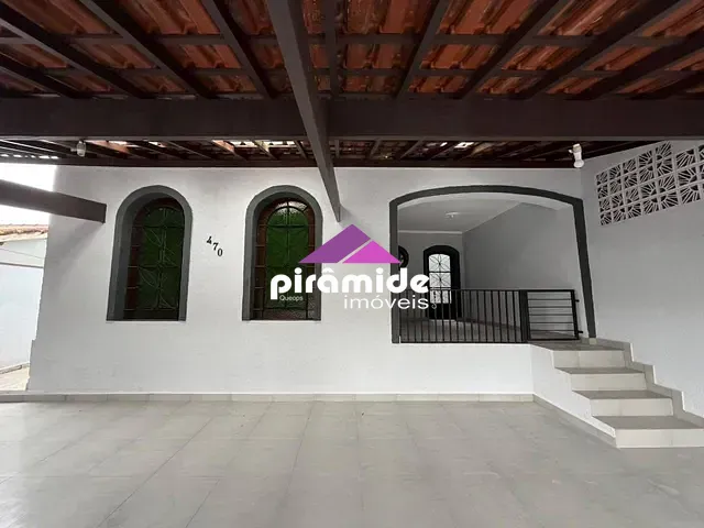 Casa com 219m² 3 quartos e 2 banheiros, à venda, no bairro Jardim Uirá em São José dos Campos