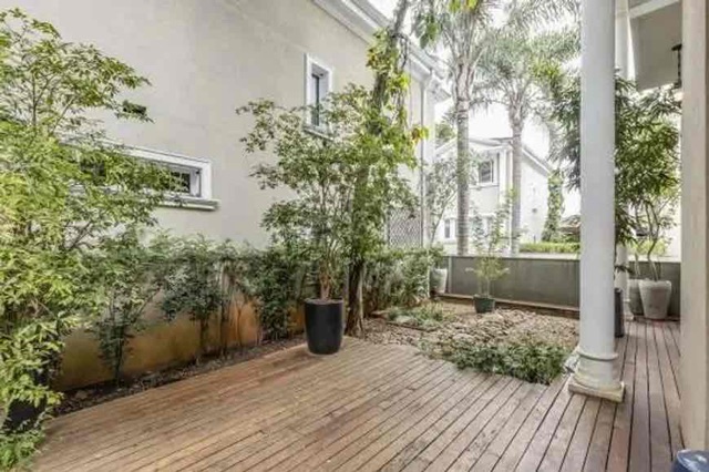 Casa com 300m² 4 quartos e 5 banheiros, à venda ou para alugar, no bairro Brooklin Paulista em São Paulo