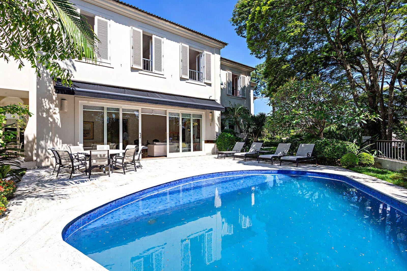 Casa em Jardim Guedala — foto 1