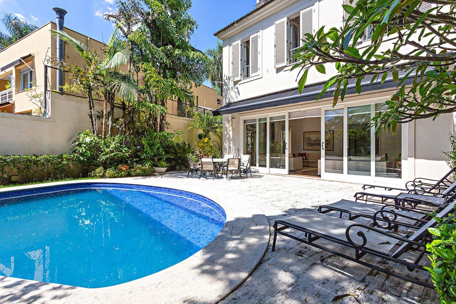 Casa em Jardim Guedala — foto 2