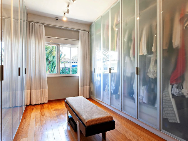 Casa com 1500m² 5 quartos e 6 banheiros, à venda ou para alugar, no bairro Alto de Pinheiros em São Paulo