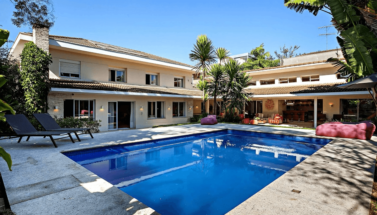 Casa em Alto de Pinheiros — foto 1