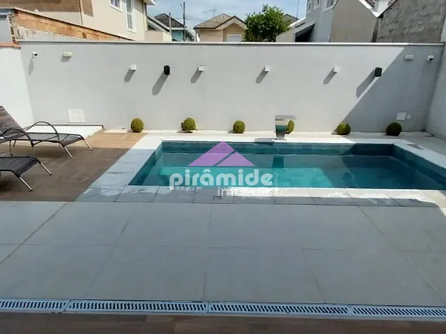 Casa 3 quartos e 5 banheiros, à venda, no bairro Urbanova em São José dos Campos