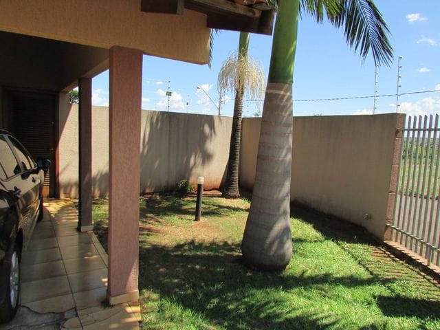 Casa com 442m² 3 quartos e 2 banheiros, à venda, no bairro Jardim Beltrão em Ibiporã