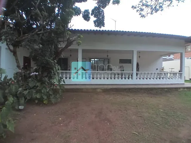 Casa com 800m² 4 quartos e 5 banheiros, à venda, no bairro Jardim Apolo I em São José dos Campos