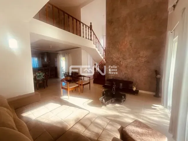 Casa com 1000m² 4 quartos e 4 banheiros, à venda, no bairro Barra do Jacuípe (Monte Gordo) em Camaçari