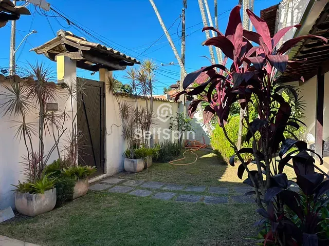 Casa com 360m² 3 quartos e 3 banheiros, para alugar, no bairro Piratininga em Niterói