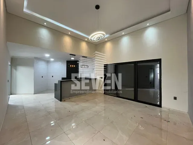 Casa 3 quartos e 4 banheiros, à venda, no bairro Jardim Colonial em Bauru