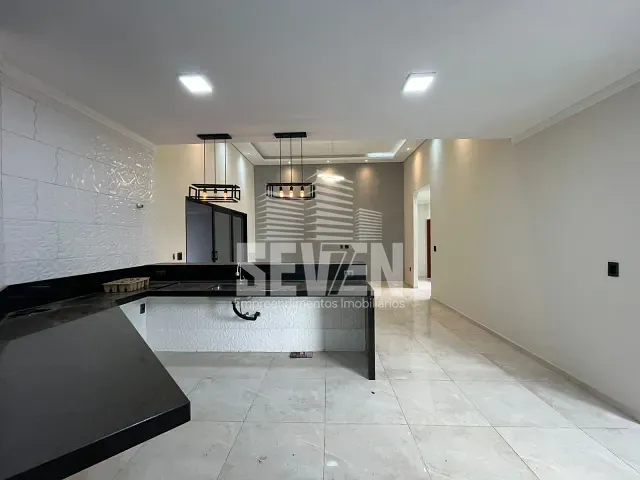 Casa 3 quartos e 4 banheiros, à venda, no bairro Jardim Colonial em Bauru