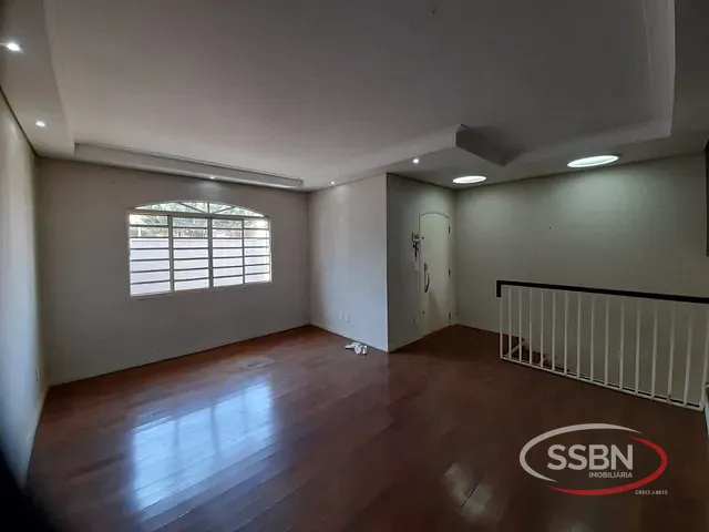 Casa com 247m² 4 quartos e 4 banheiros, à venda, no bairro Jardim Nossa Senhora de Fátima em Nova Odessa