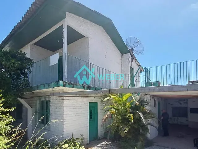 Casa 4 quartos e 2 banheiros, à venda, no bairro Vila Nova em Novo Hamburgo