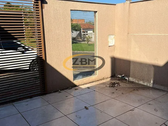 Casa 3 quartos e 2 banheiros, à venda, no bairro Conjunto Café em Londrina