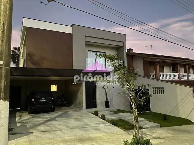 Casa 3 quartos e 4 banheiros, à venda, no bairro Urbanova em São José dos Campos