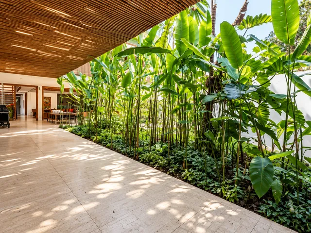 Casa com 600m² 3 quartos e 5 banheiros, à venda, no bairro Alto de Pinheiros em São Paulo