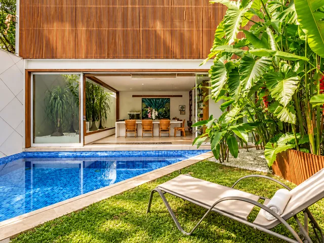 Casa com 600m² 3 quartos e 5 banheiros, à venda, no bairro Alto de Pinheiros em São Paulo