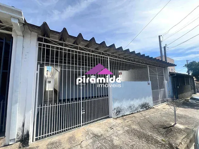 Casa com 210m² 3 quartos e 2 banheiros, para alugar, no bairro Jardim Uirá em São José dos Campos