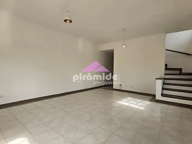 Casa 3 quartos e 2 banheiros, para alugar, no bairro Jardim das Indústrias em São José dos Campos