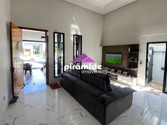 Casa com 300m² 3 quartos e 4 banheiros, à venda, no bairro Parque Residencial Nova Caçapava em Caçapava
