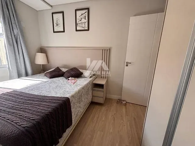 Casa 3 quartos e 3 banheiros, à venda, no bairro Centro em Guarapuava