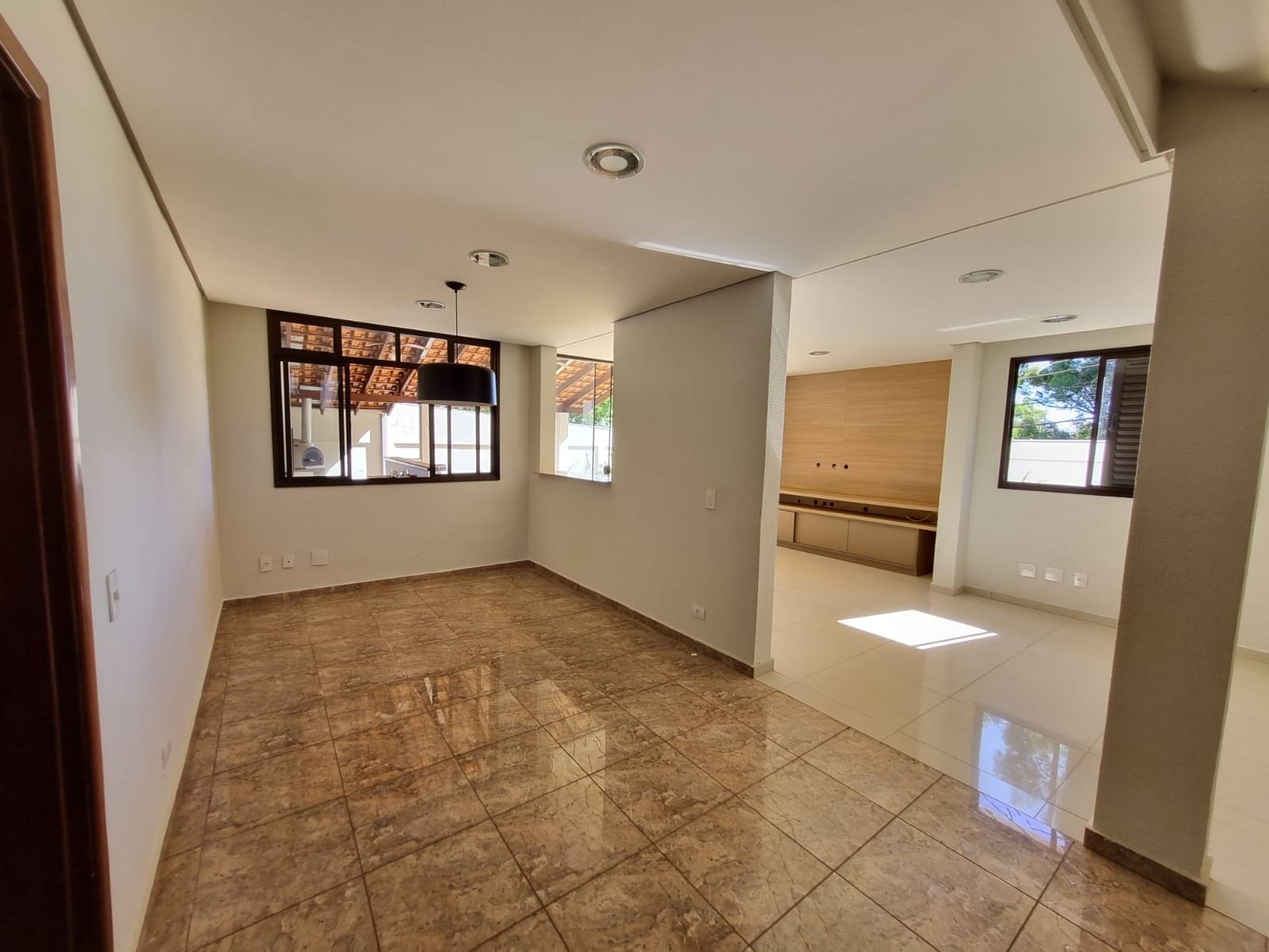 Casa, 4 quartos, 203 m² - Foto 3