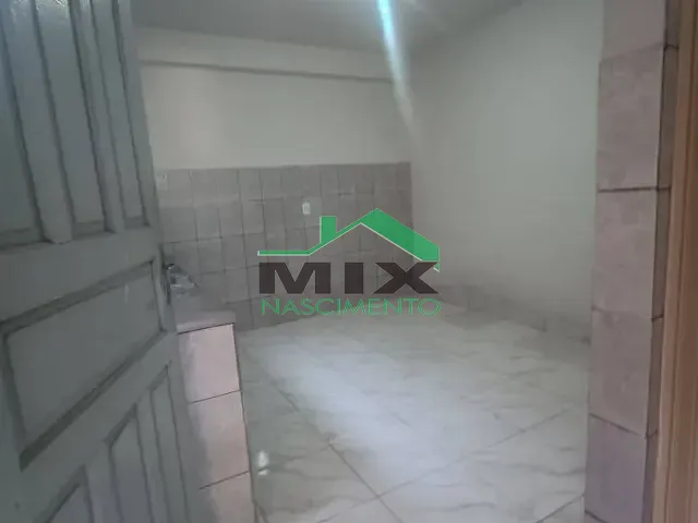 Casa com 60m² 1 quarto e 1 banheiro, para alugar, no bairro Taboão em São Bernardo do Campo