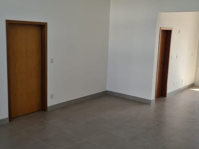 Casa com 318m² 3 quartos e 3 banheiros, à venda, no bairro Guedes em Tremembé