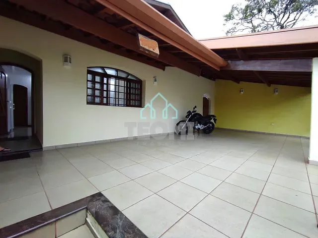 Casa com 300m² 3 quartos e 4 banheiros, à venda, no bairro Jardim Eulália em Taubaté