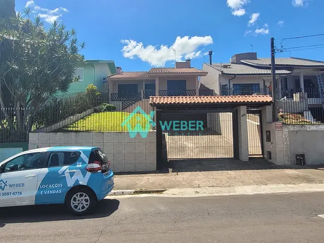 Casa com 388m² 3 quartos e 3 banheiros, para alugar, no bairro Petrópolis em Novo Hamburgo